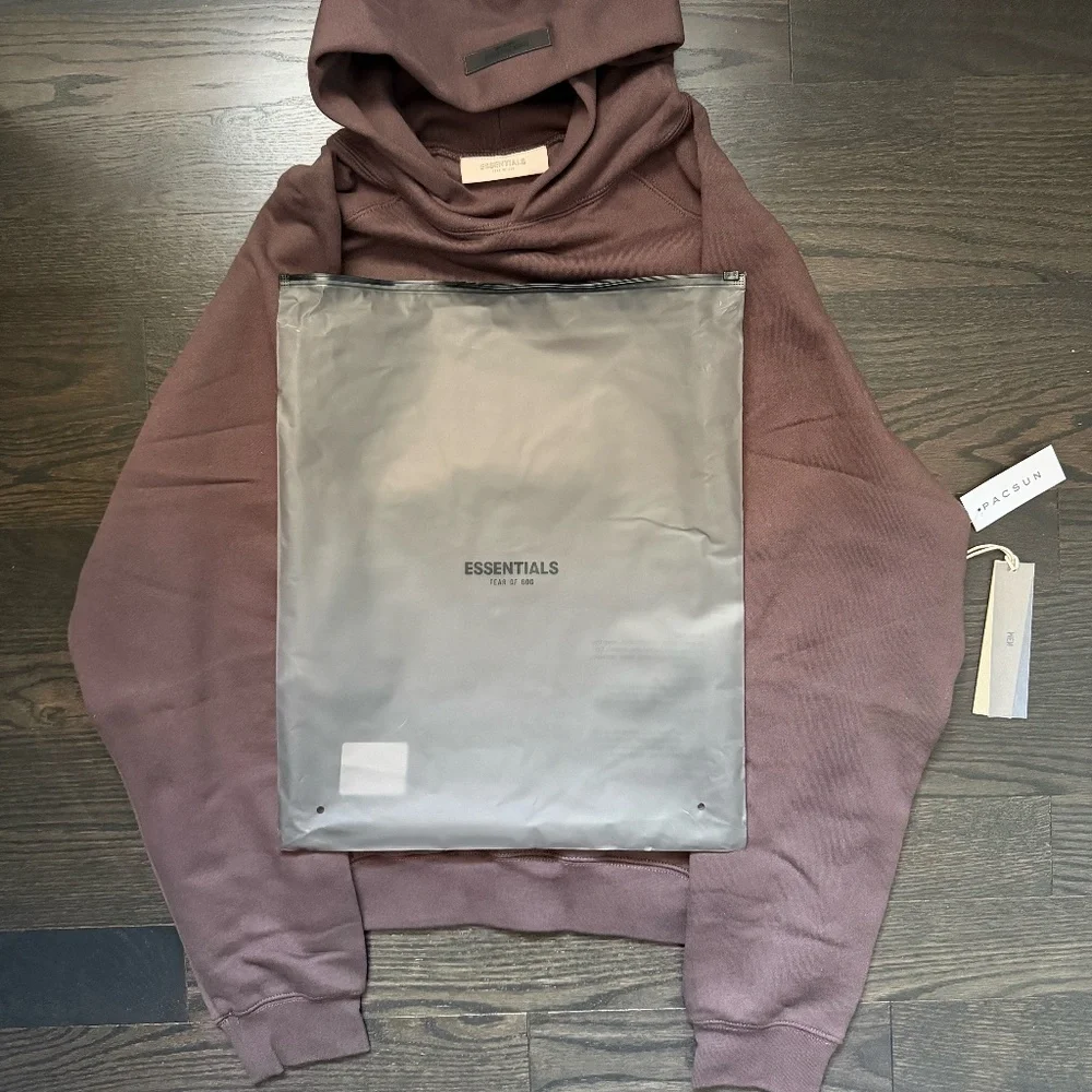 Fear of God Essential’s Plum Hoodie New With Tags Size M - Picture 6 of 6